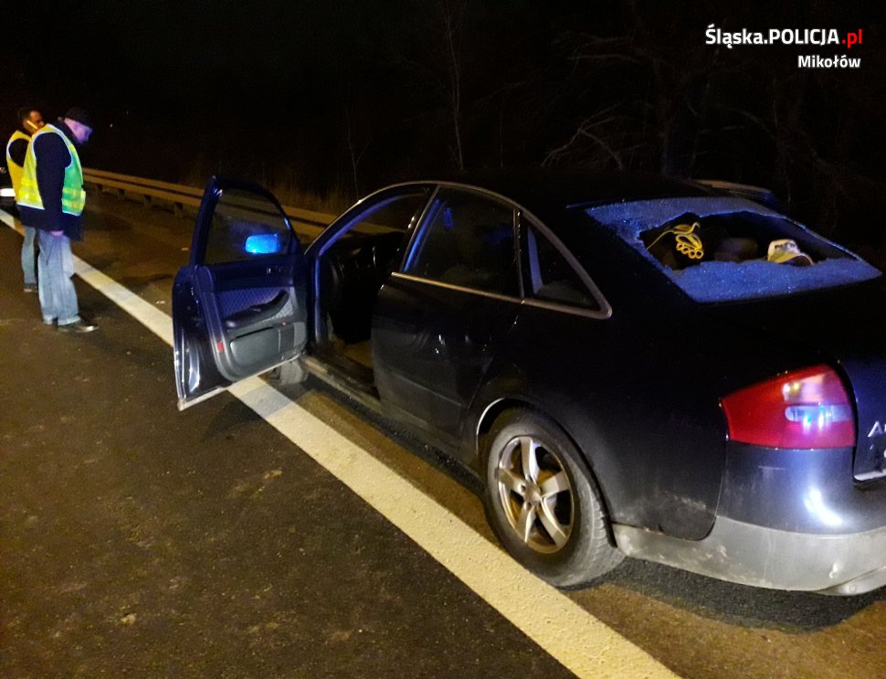 Próbował potrącić policjantów. 24-latek tymczasowo aresztowany