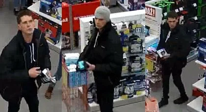 Podejrzany o kradzież trzech konsol do gier. Rozpoznajesz go?