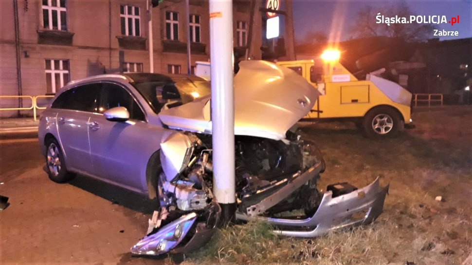 Kolizja samochodów na ulicy Gruwaldzkiej w Zabrzu