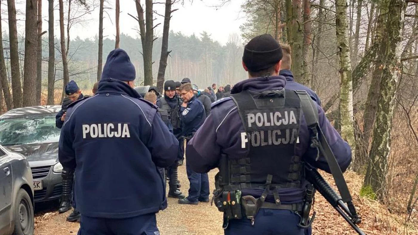 Ustawka 50 pseudokibiców przy A4 w Jaworznie – policja interweniowała na czas