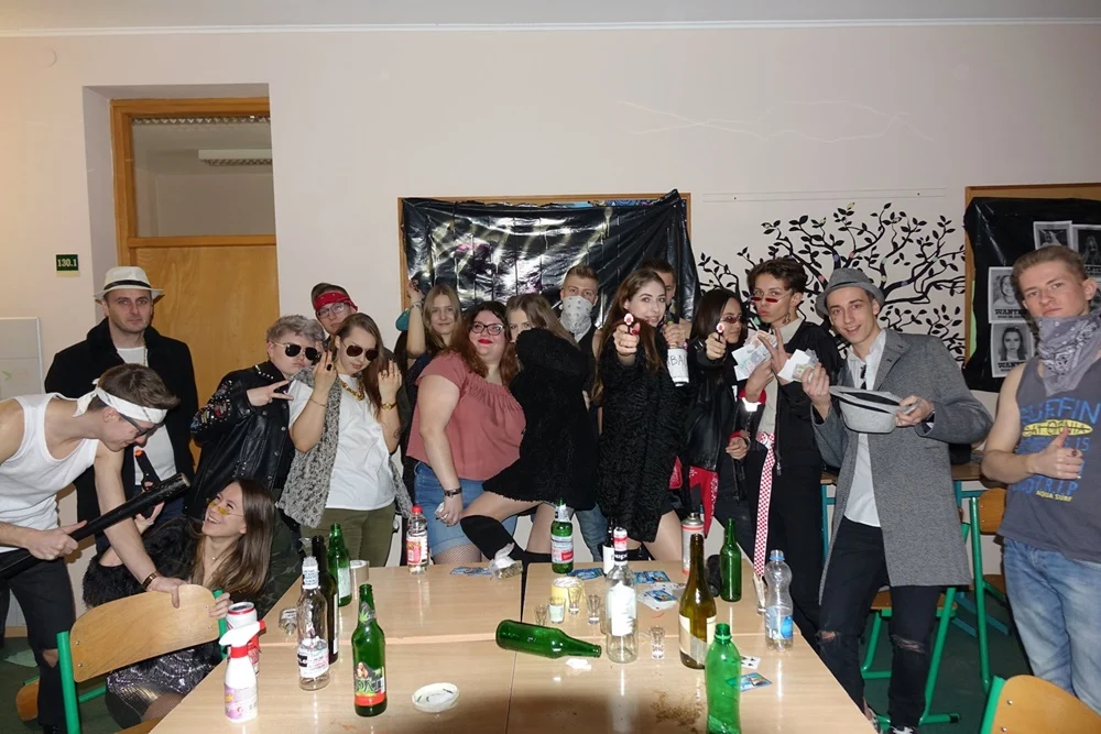Żakinada 3 LO 16
