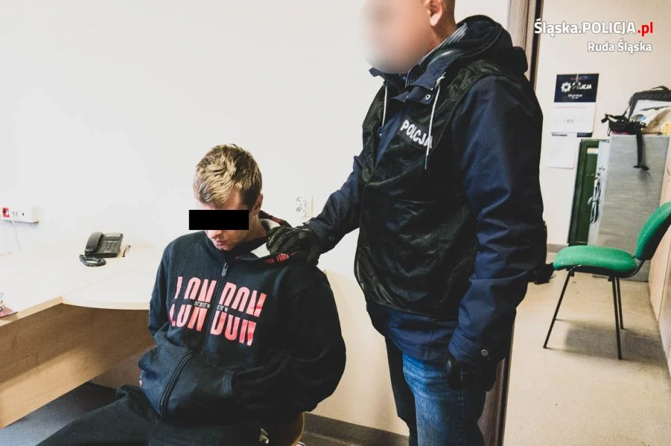 Podejrzani o kradzież paliwa w rękach policjantów. W samochodzie mieli też narkotyki