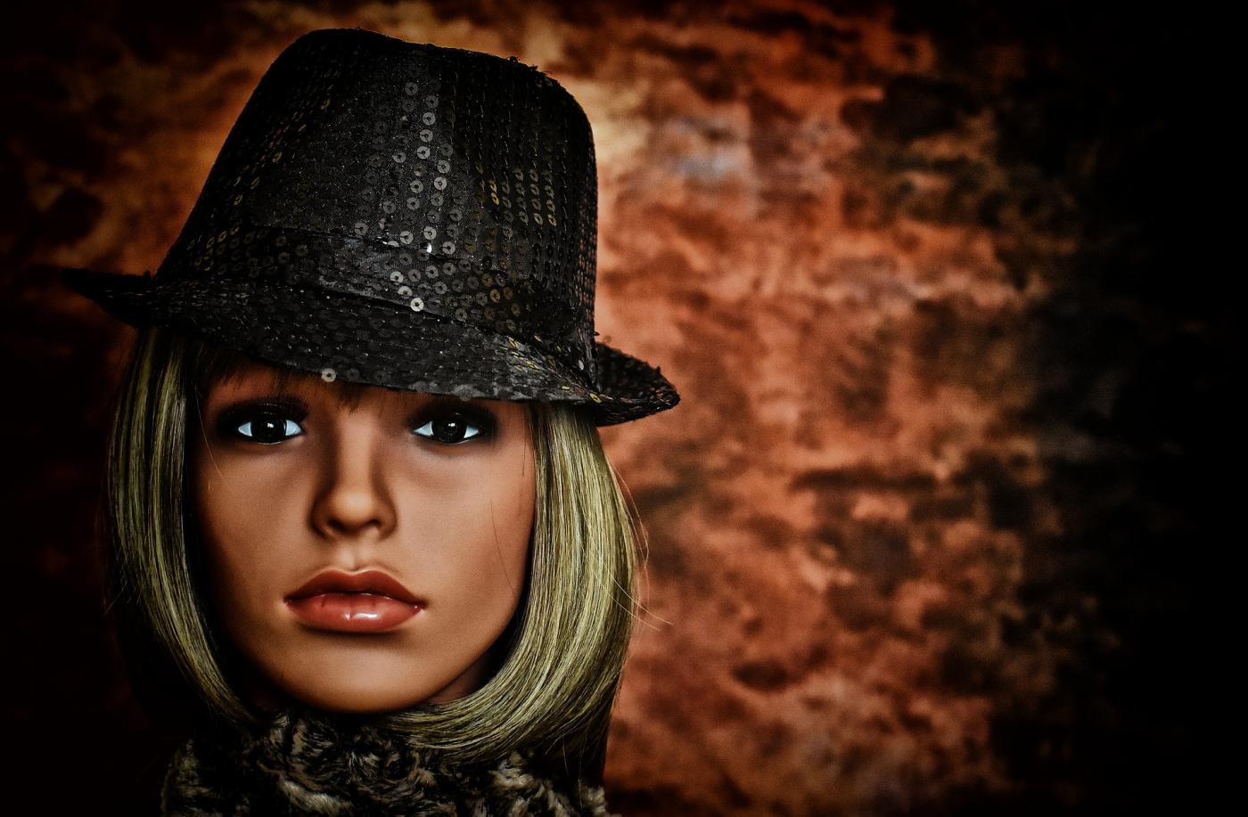 Głowa manekina - najlepszy sposób, by wyeksponować dodatki!