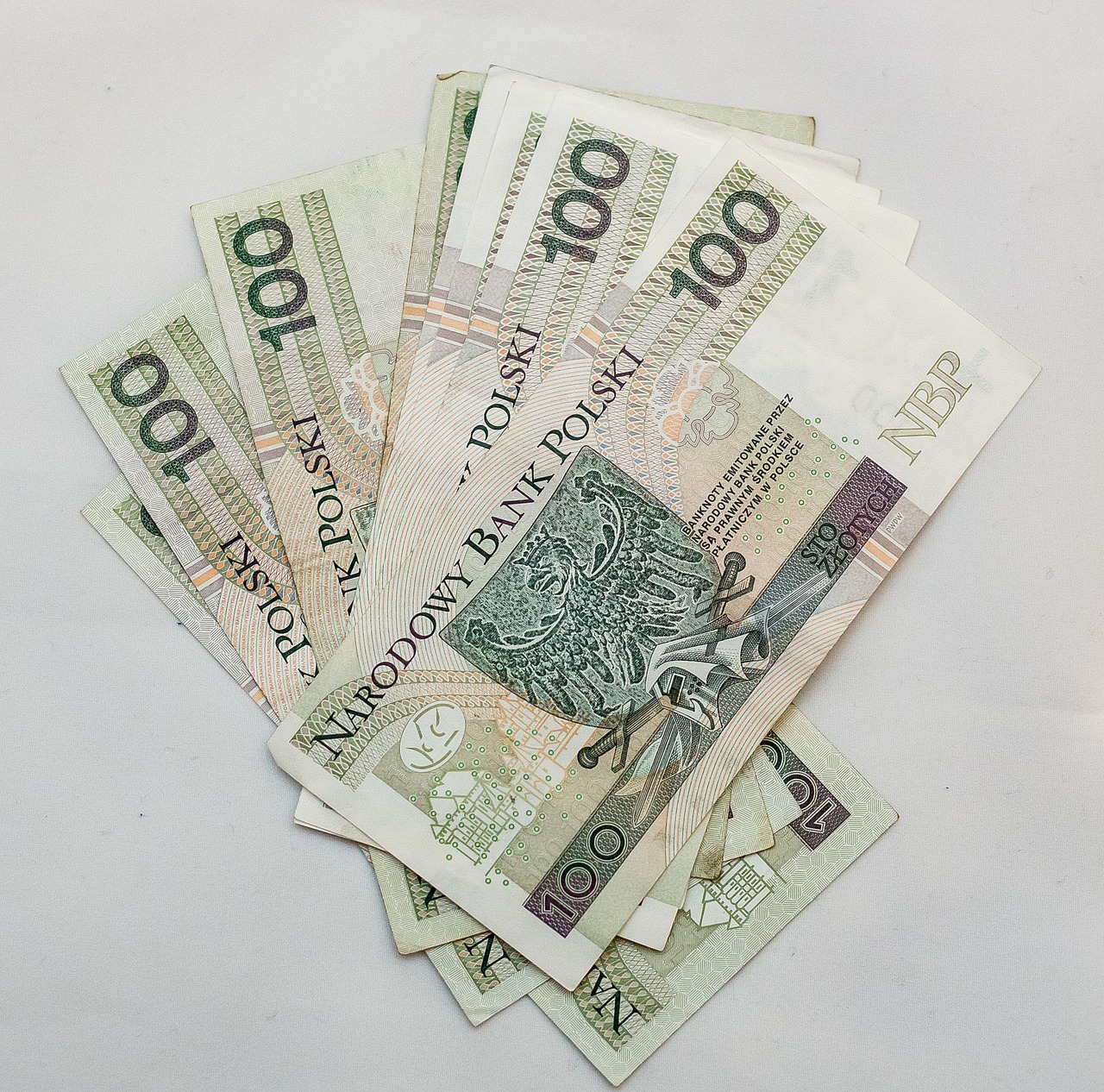 Chwilówka czy kredyt w banku?