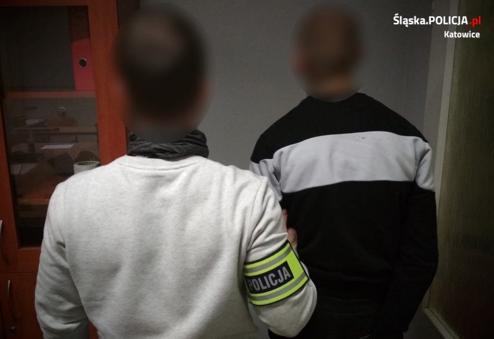Dwaj mężczyźni zatrzymani w Katowicach za kradzież u jubilera