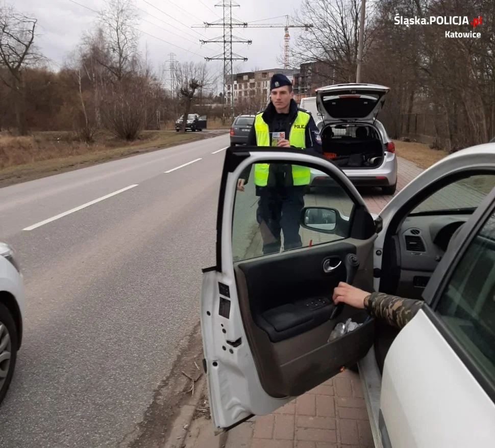 Policjanci i strażnicy prowadzili działania pn. "Dla każdego jest miejsce na drodze"