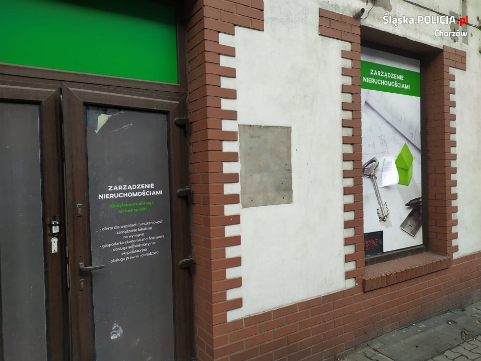 Zamiast biura - salon gier. Zabezpieczono automaty do nielegalnych gier losowych