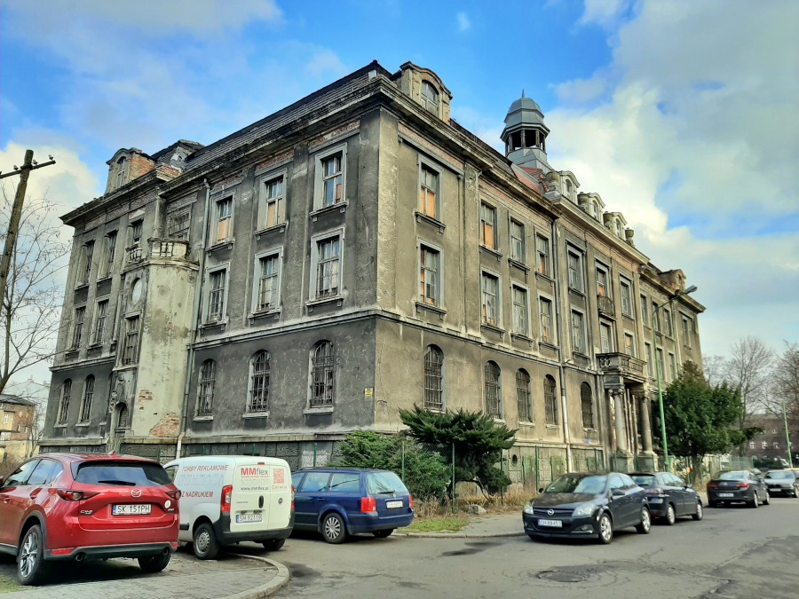 W hajduckim ratuszu zaplanowano tylko remont dachu. Co z resztą zabytku?