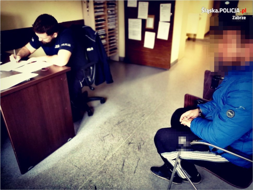 Kierowca bez uprawnień, pasażer poszukiwany