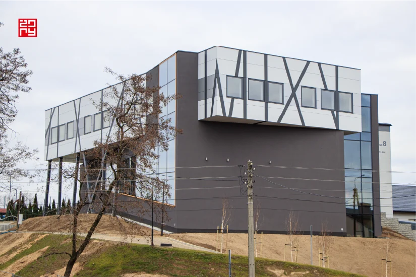 Żory: Zakończono rozbudowę szkoły w Rogoźnej