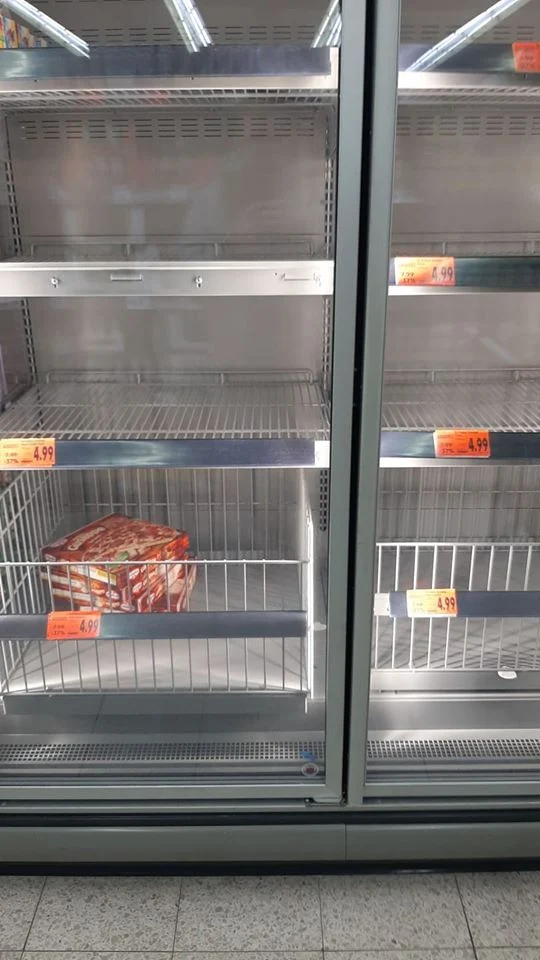 Koronawirus. Puste sklepy 9