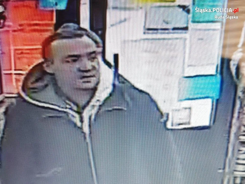 Rozpoznajesz sprawcę kradzieży świecznika ze skarbonką z kochłowickiego kościoła?