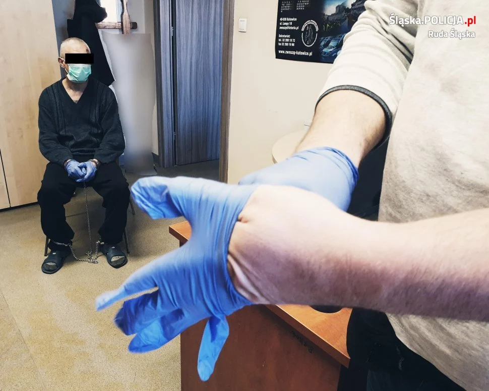 Policjanci zatrzymali rudzianina, który dotkliwie pobił 45-latka