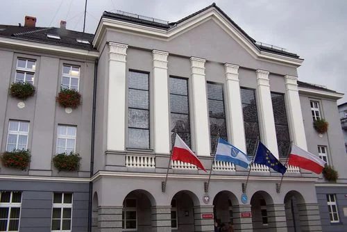 Rybnicki magistrat ogranicza kontakt z klientem