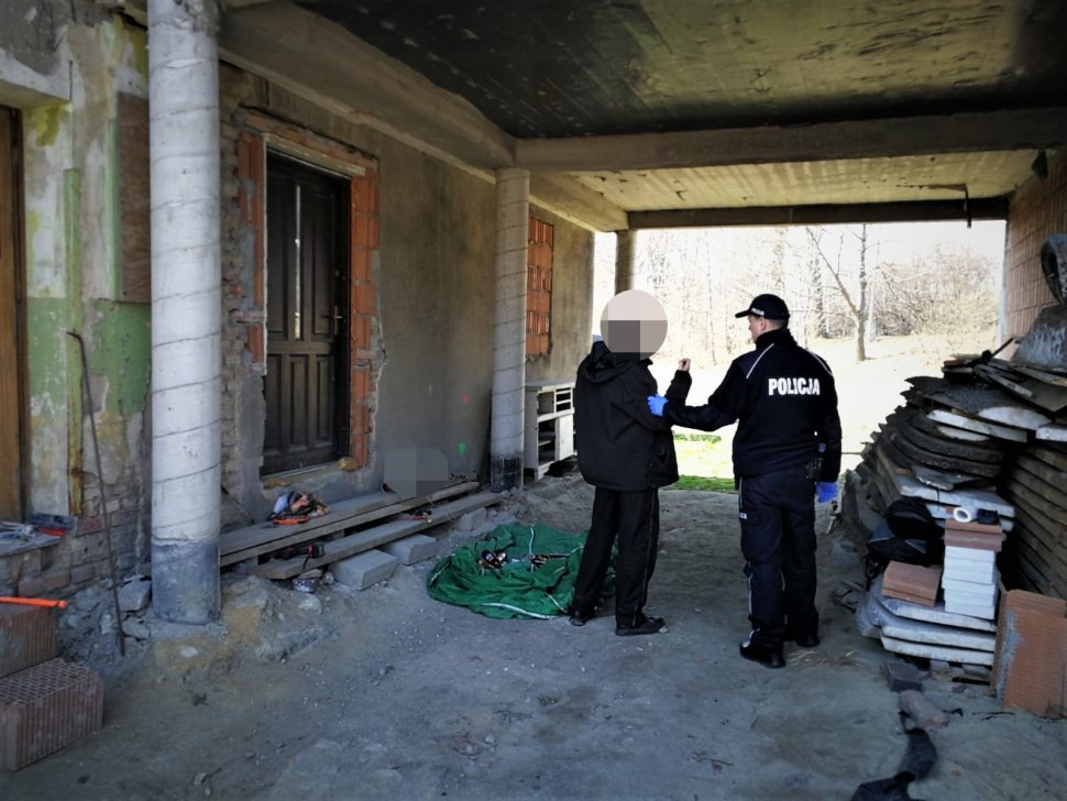 64-letni włamywacz przyłapany na gorącym uczynku