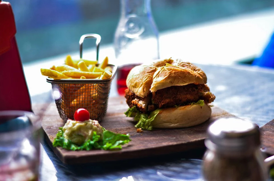 Baza "Jedzenie na wynos"