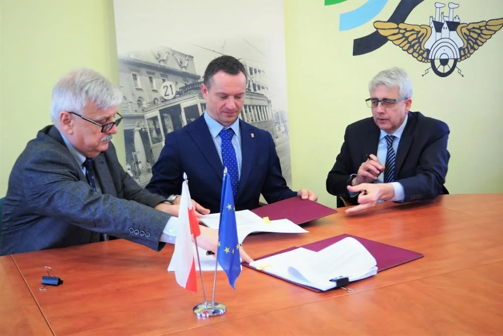 W Świętochłowicach powstanie dwutorowa linia tramwajowa - podpisano umowę
