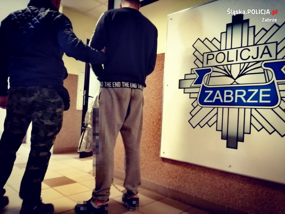 Zabrzańscy policjanci zatrzymali 25-latka poszukiwanego listem gończym