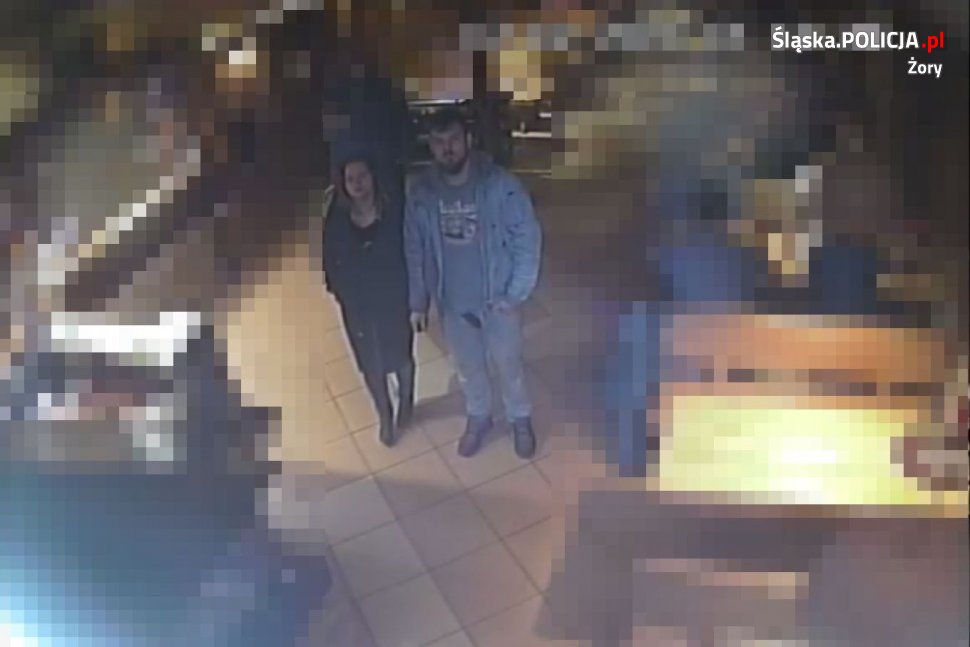 Podejrzani o przywłaszczenie saszetki. Rozpoznajesz ich?