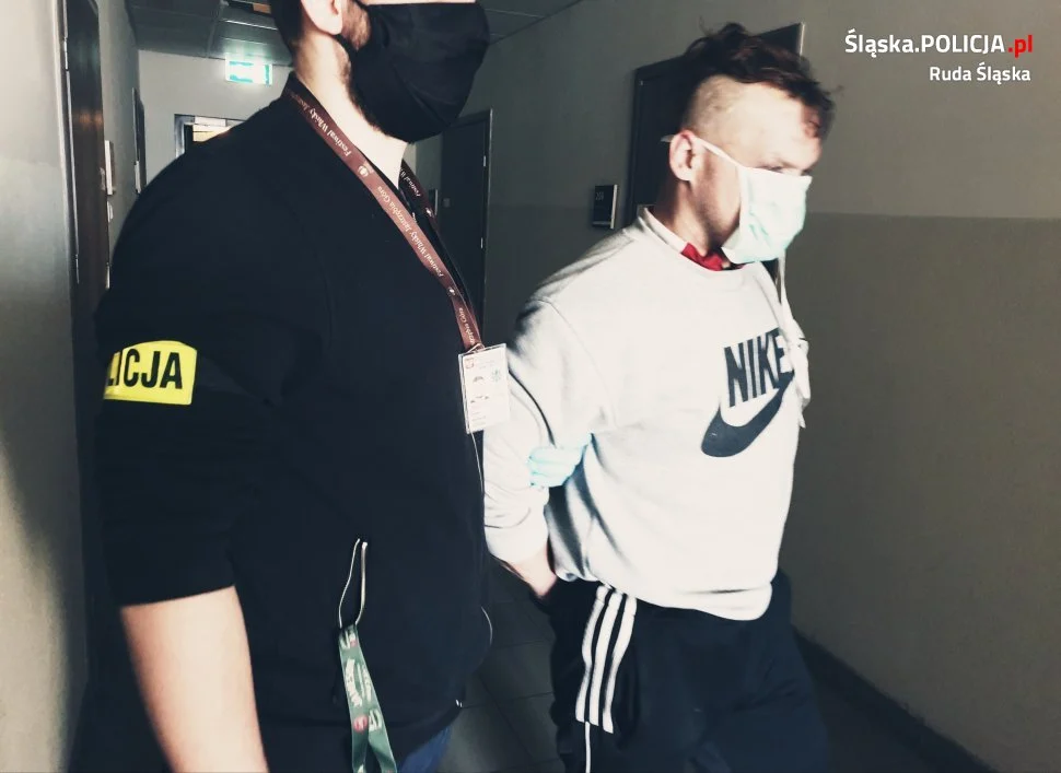 Dokonał kilku podpaleń kontenerów na śmieci. 40-latek w rękach policjantów