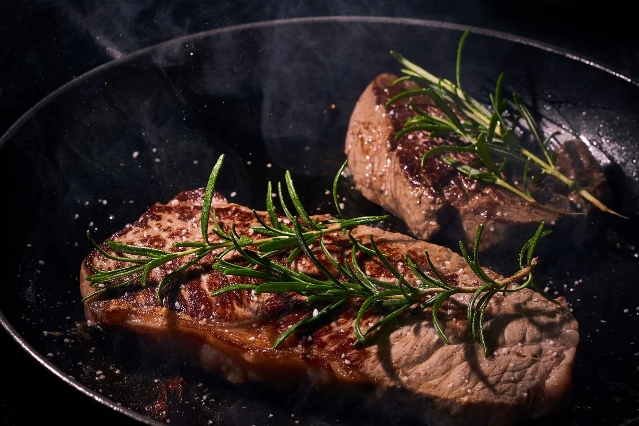 Profesjonalne okapy gastronomiczne - na co zwrócić uwagę przed zakupem?