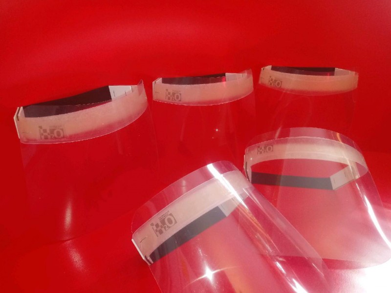 Kolejne przyłbice ochronne dotarły do szpitala