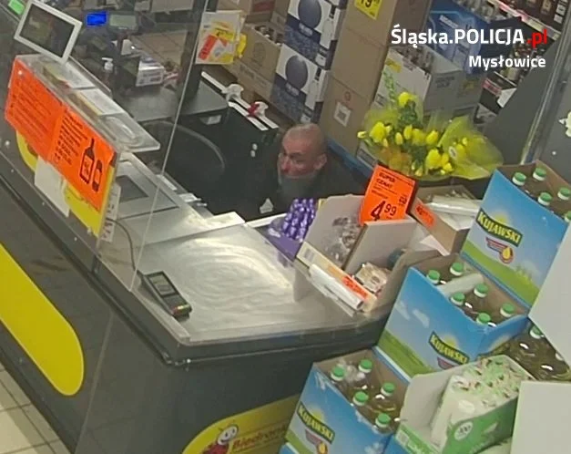 Poszukiwani świadkowie kradzieży z włamaniem! Widziałeś zdarzenie?