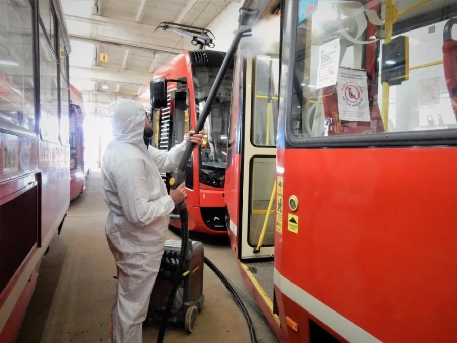 Tramwaje Śląskie wprowadziły parową dezynfekcję tramwajów