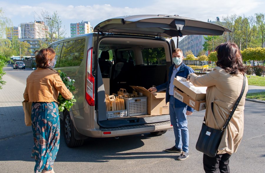 Nie ma zgody na hejt! Bytomscy radni wspierają personel DPS "Kombatant"