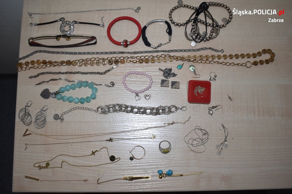 Te przedmioty pochodzą z przestępstw. Rozpoznajesz je? 11