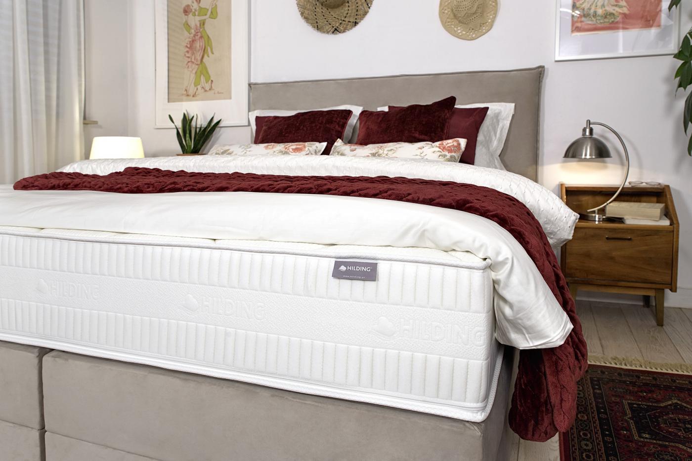 Miękki materac a jego wady i zalety. Czy warto kupić miękki materac?