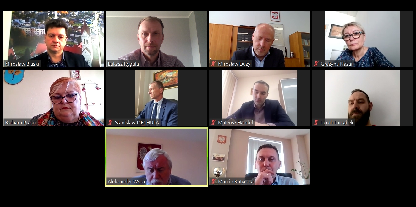 Wymazobus działa a Centrum Zdrowia w Mikołowie pilnie potrzebuje respiratora