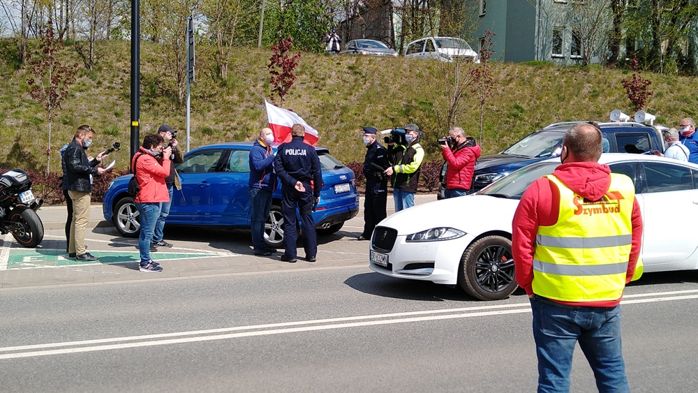 Przedsiębiorcy protestują w Katowicach - 500 aut przeciwko działaniom rządu