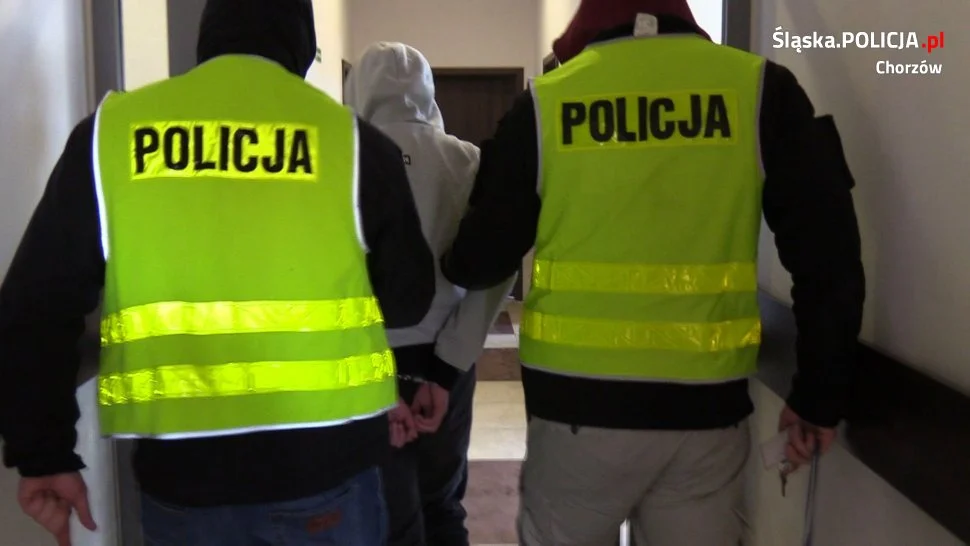 18-latek dźgnął nożem mężczyznę. Sprawca tymczasowo aresztowany za usiłowanie zabójstwa
