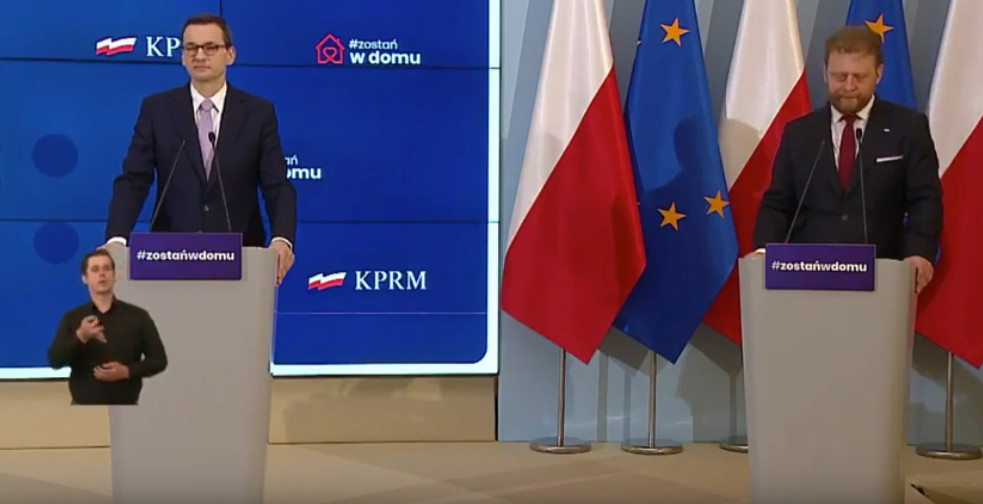 Koronawirus: Przedłużone obostrzenia dot. galerii handlowych, kin, teatrów, zakładów usługowych