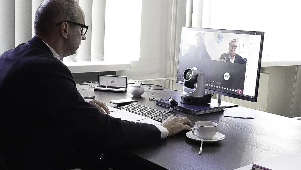 GZM: Ponad 10 mln zł na walkę z koronawirusem w woj. Śląskim. Pieniądze trafią do szpitali