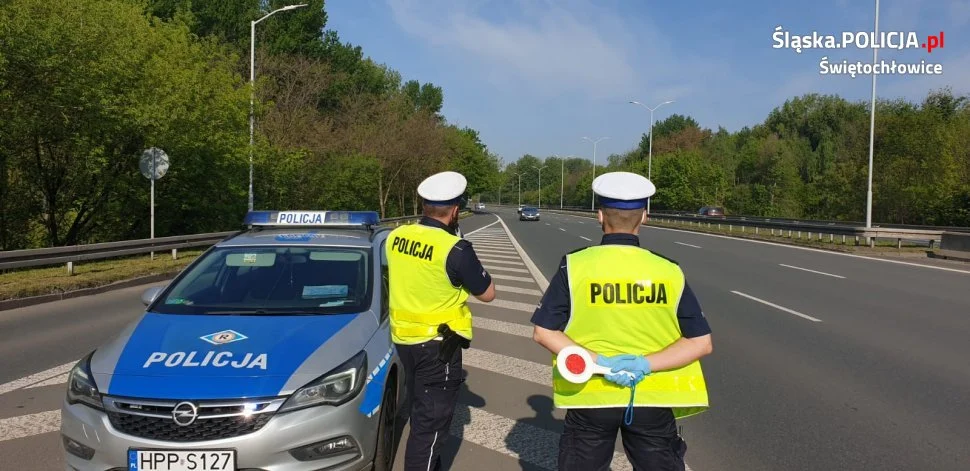 Mundurowi z świętochłowickiej, rudzkiej i chorzowskiej drogówki prowadzili kontrole na DTŚ