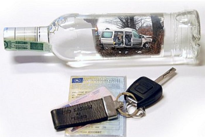 46-latek mając 1,8 promila spowodował kolizję