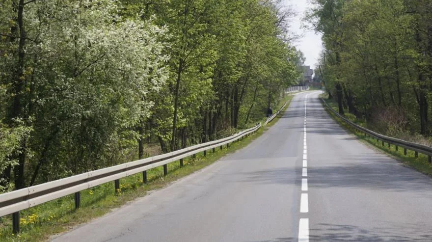 Budowa drogi rowerowej i chodnika, od Starych Gliwic do granicy z dzielnicą Brzezinka