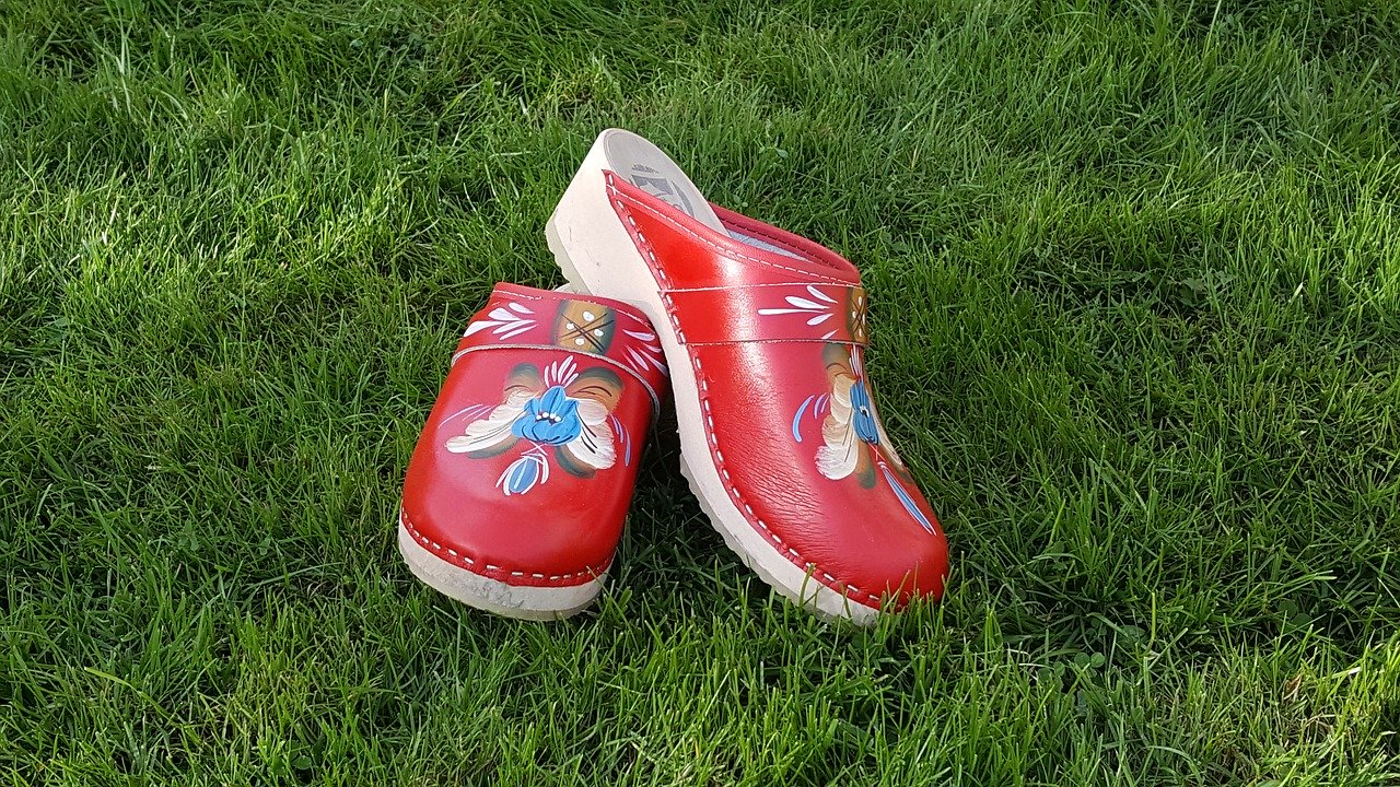 Drewniaki - znowu w modzie!