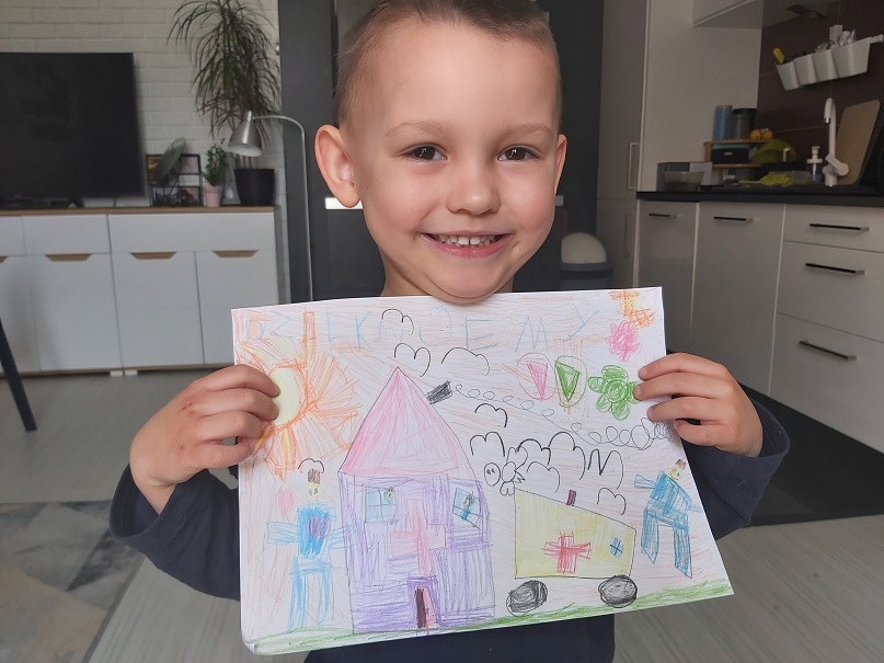 Podziękowania dla służb medycznych od dzieciaków z PM 53 w Sosnowcu