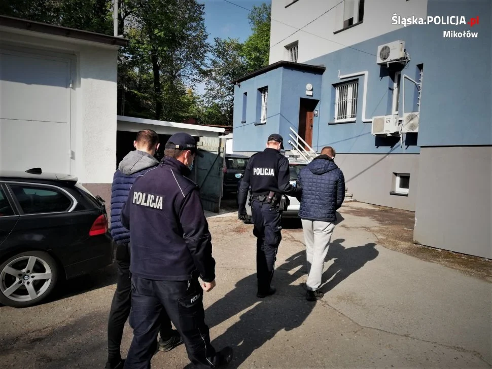 Policjanci zatrzymali podejrzanych o pobicie. Grozi im kara do 3 lat więzienia!