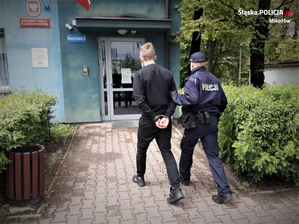 Policjanci zatrzymali podejrzanych o pobicie. Grozi im kara do 3 lat więzienia!