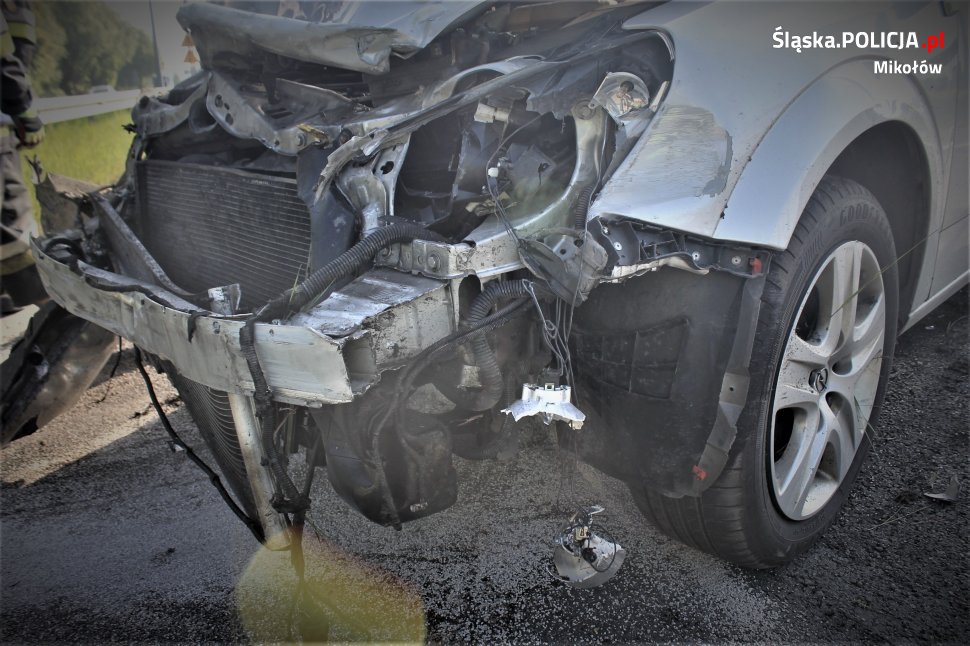 Czy wiesz jak zachować się na miejscu zdarzenia drogowego?