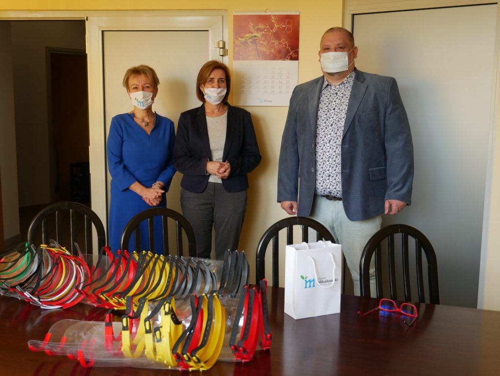 Politechnika Śląska dla naszego Powiatu. Przyłbice ochronne już gotowe