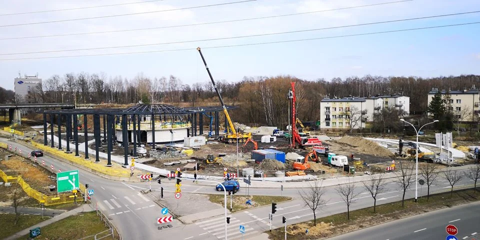 Centrum Przesiadkowe Brynów. Czasowa organizacja ruchu i zmiany w komunikacji miejskiej