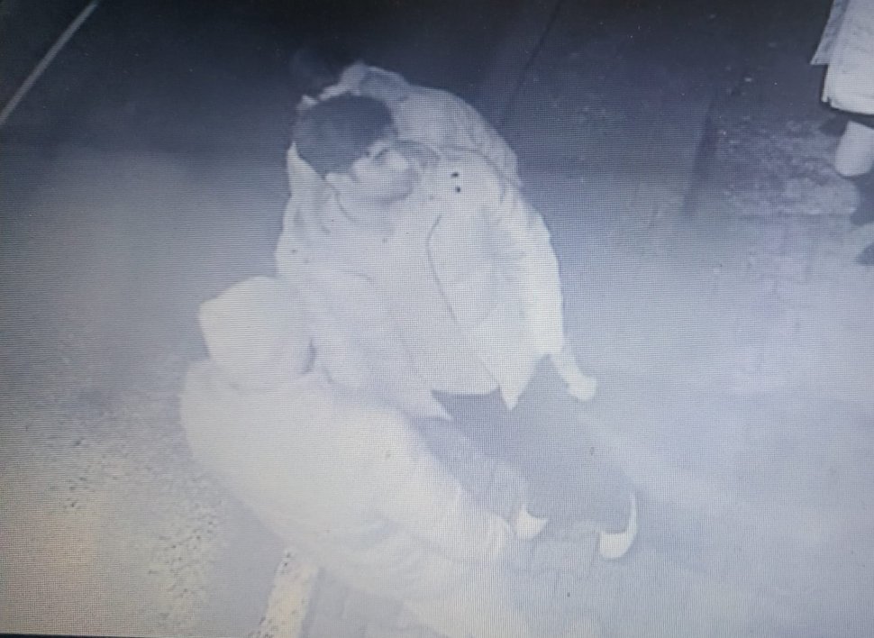 Ten mężczyzna podejrzany jest o pobicie. Rozpoznajesz go?