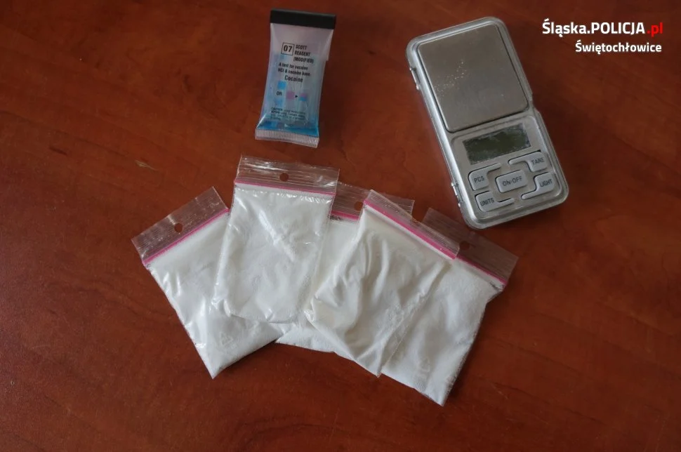 35-latek ukrywał w mieszkaniu amfetaminę