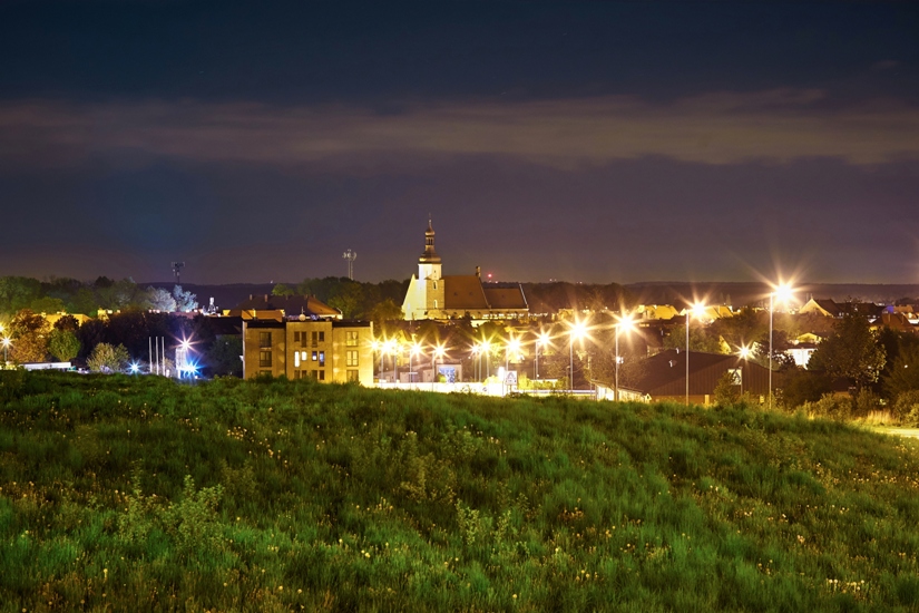Będzie jaśniej i bezpieczniej! Miasto wymienia latarnie uliczne dzięki wsparciu NFOŚiGW