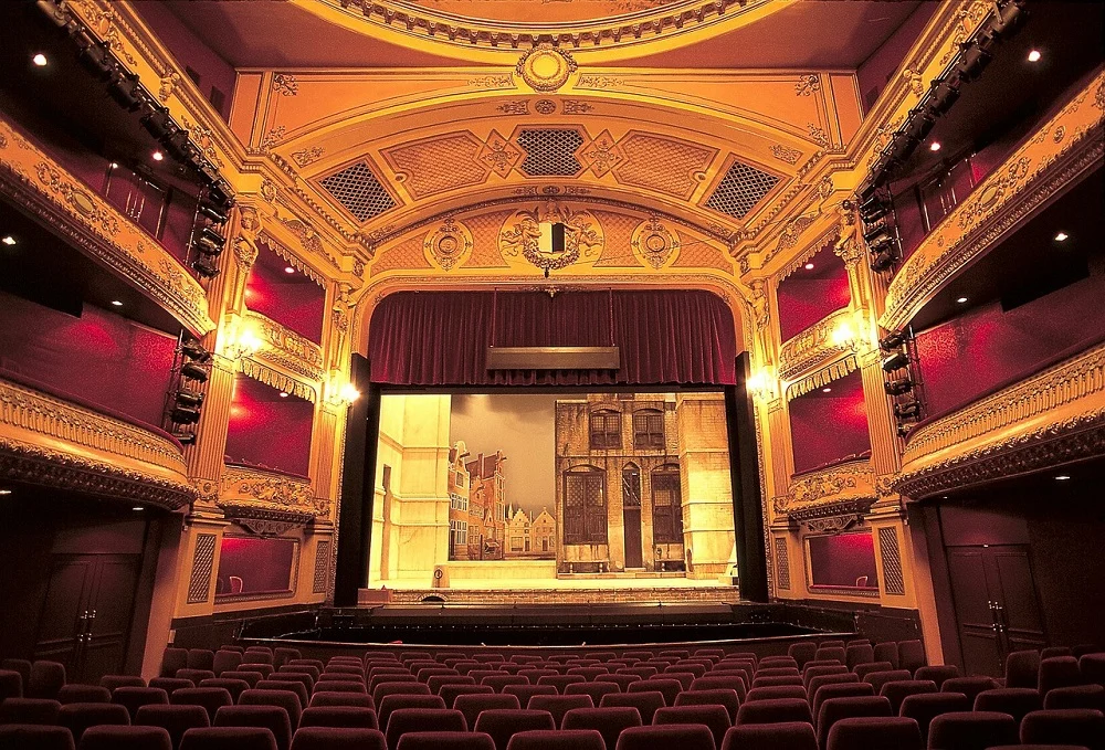 Gliński o otwarciu kin i teatrów: nie możemy o tym myśleć w perspektywie kilku tygodni